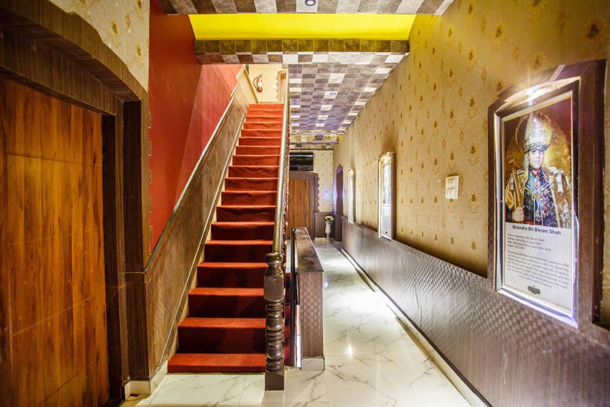 Royal Empire Boutique Hotel Катманду Екстериор снимка
