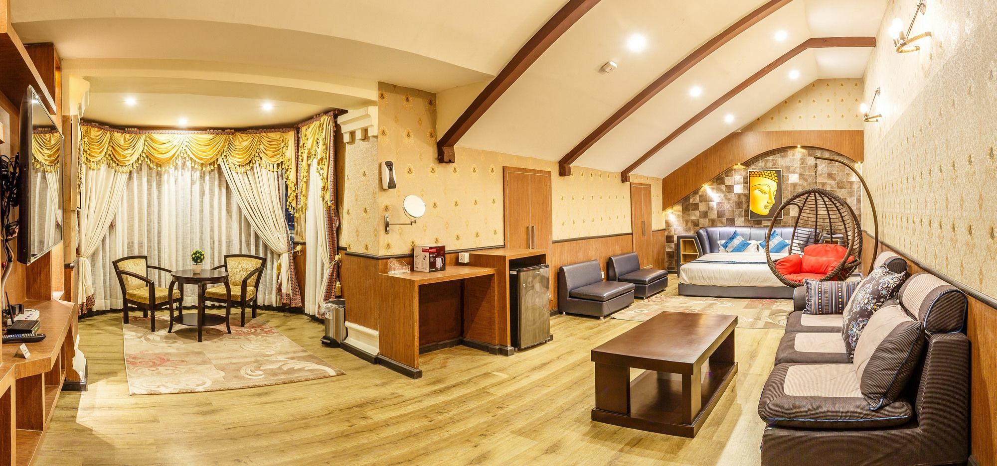 Royal Empire Boutique Hotel Катманду Екстериор снимка
