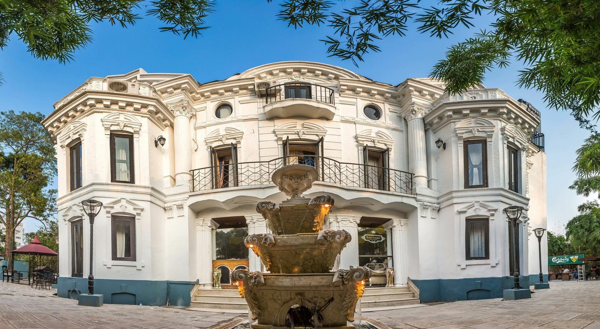 Royal Empire Boutique Hotel Катманду Екстериор снимка